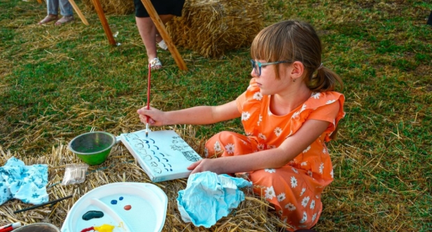 FOTO: Umjetnost, vino i zabava na vili Vinkomir u Kutjevu