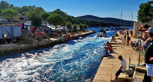 FOTO: Planinari HPD Gojzerice proveli tri dana na Kvarneru