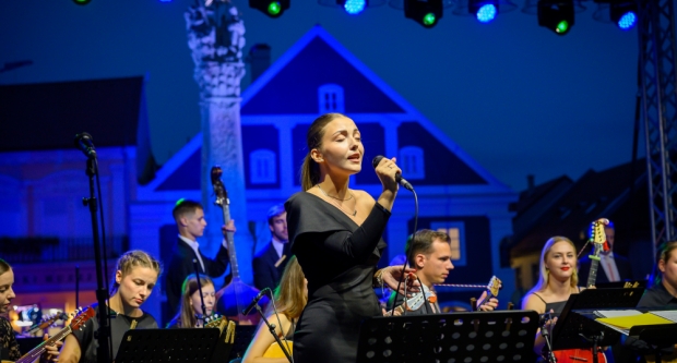 Škoro oduševio novom pjesmom ’Baja’ na završnoj večeri Zlatnih žica Slavonije