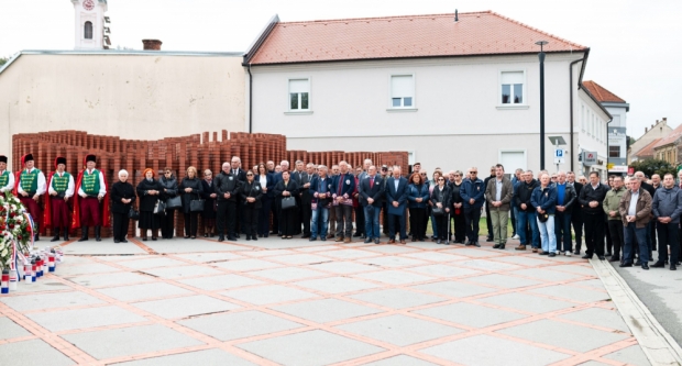 FOTO: Obilježen Dan hrvatskih branitelja Požeško-slavonske županije