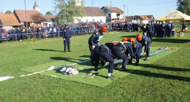 FOTO: 8. županijsko natjecanje Vatrogasne zajednice Požeško-slavonske županije