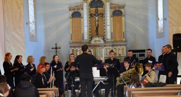 FOTO: Rudinski nocturno održan u crkvi sv. Martina u Brestovcu