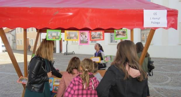 Projekt ʺBontonʺ okupio 12 škola diljem županije, učenici kroz zabavu pokazivali pravila bontona