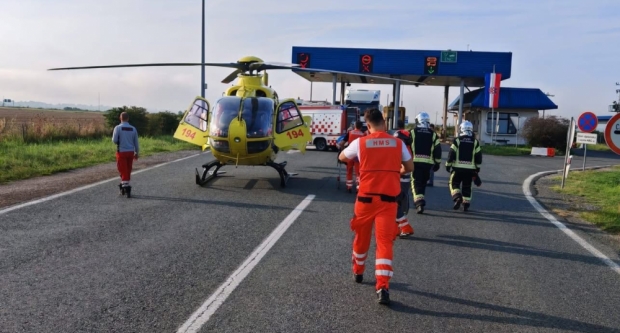 Helikopter jutros sletio kod naplatnih kućica u Novoj Gradišci, stigli po ženu koju je Hitna već vozila u bolnicu