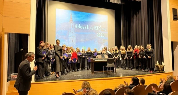 Adventska čarolija u srcu zajednice: Koncert „Ususret Ljubavi“ i „Advent u KOŠ-u“ okupili brojne posjetitelje