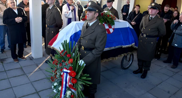 Posljednji pozdrav Krešimiru Bodegrajcu: Nebo je dobilo novu zvijezdu, Kutjevo izgubilo svoju dušu
