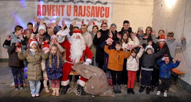 Peti ’Advent u Rajsavcu”: Druženje uz Djeda Mraza i slovačku tradiciju