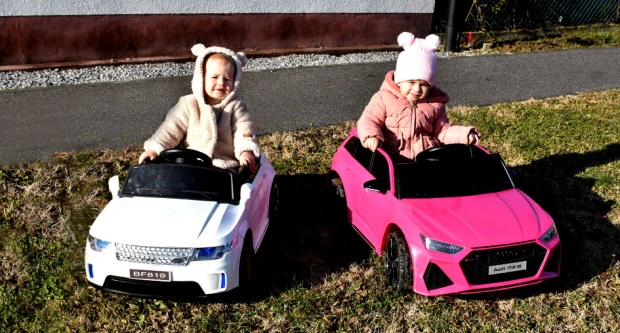 BRZE I ŽESTOKE U KAPTOLU: Mia i Lena „ispitale“ nove pile koje je dostavio sveti Nikola