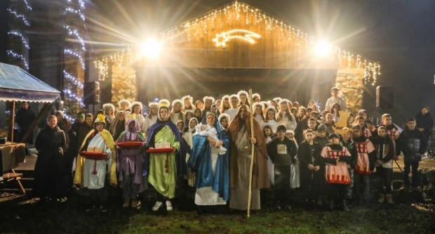 Uprizorene žive jaslice u svetištu Gospe od Suza 