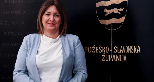 Božićna i novogodišnja čestitka županice Antonije Jozić