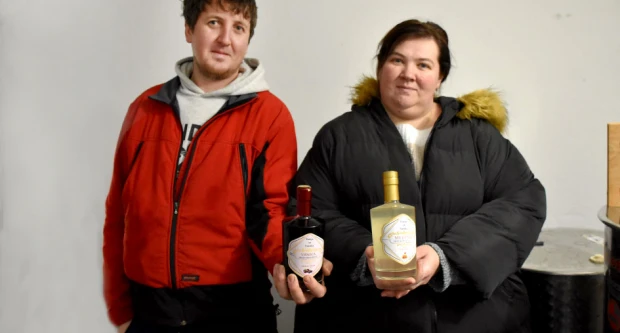 Brončani liker od bazge iz Biškupaca: OPG Štivić osvaja tržište domaćim okusima