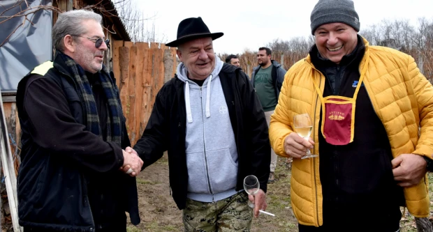 TRADICIJA NA VINKOMIRU: Proslava Vincelova u vinogradu obitelji Majstorović