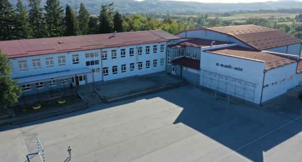 Značajna sredstva za osnovne škole u Brestovcu, Velikoj, Jakšiću, Čaglinu i Trenkovu