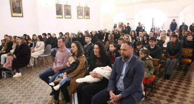 Deset puta „da“ životu: Obitelj Ivić svjedoči radost evanđelja