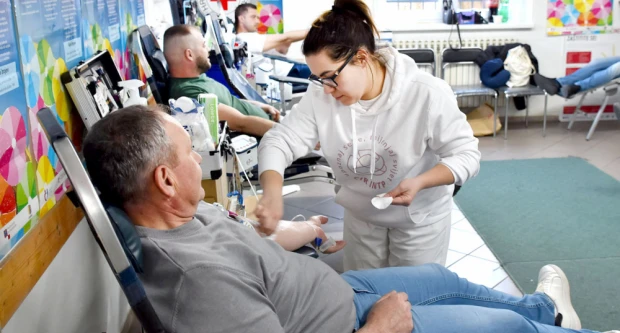 IZNIMAN ODZIV POŽEŽANA: U trodnevnoj akciji prikupljene 423 doze krvi