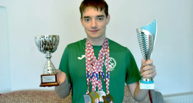 OD POŽEŠKIH STAZA DO VRHA HRVATSKE: Bojan Savić, mladi kralj čunjeva kojem je samo nebo granica