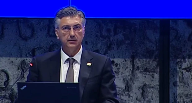 Vlada je ograničila cijene goriva: od sutra benzin 1,50 €, a dizel 1,55 €