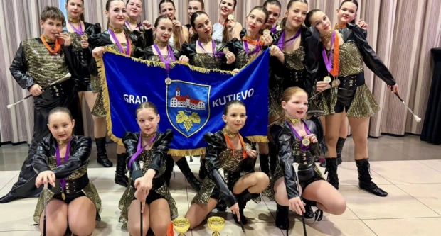 Kutjevo ponosno: Mladi plesači i mažoretkinje briljirali u Pragu!