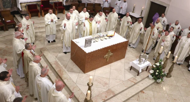 Misa posvete ulja u požeškoj Katedrali