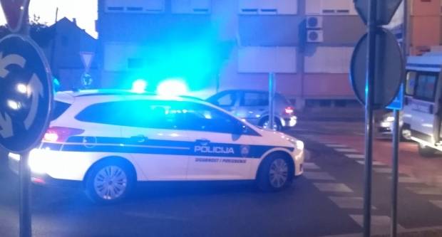 41-godišnjak, nije prilagodio brzinu kretanja vozila 41-godišnjak, nije prilagodio brzinu kretanja vozila
