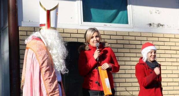 Moto klub Bulls-i i sv. Nikola podijelili poklone djeci OŠ Pleternica