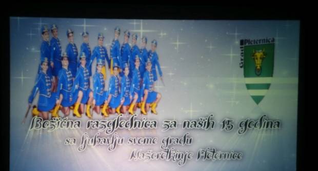 Božićna priča Pleterničkih mažoretkinja