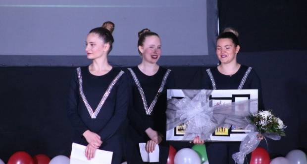 Božićna priča Pleterničkih mažoretkinja