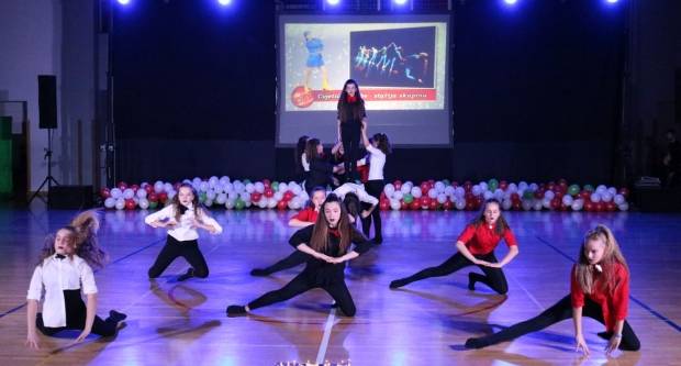 Božićna priča Pleterničkih mažoretkinja