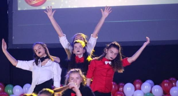 Božićna priča Pleterničkih mažoretkinja