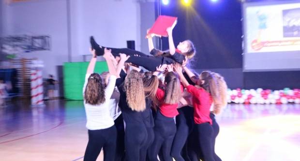 Božićna priča Pleterničkih mažoretkinja