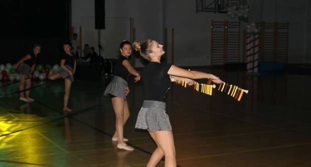 Božićna priča Pleterničkih mažoretkinja