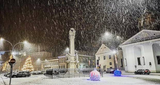 I danas će padati snijeg, najviša temperatura 0°C I danas će padati snijeg, najviša temperatura 0°C