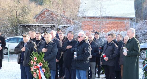 Polaganje vijenaca povodom 27. godišnjice oslobađanja zloglasnog uporišta u Bučju 26.12.2018.