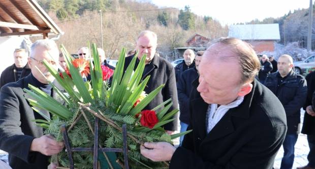 Polaganje vijenaca povodom 27. godišnjice oslobađanja zloglasnog uporišta u Bučju 26.12.2018.
