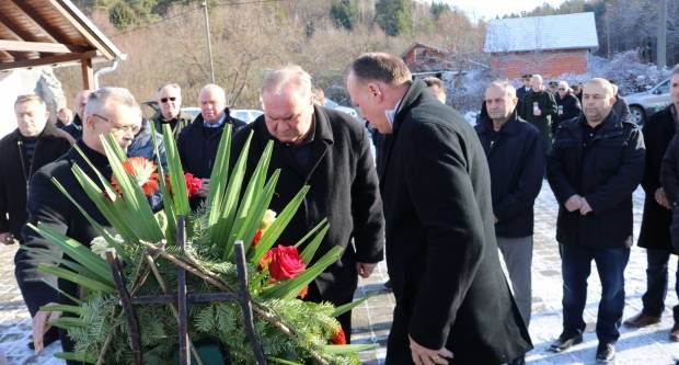 Polaganje vijenaca povodom 27. godišnjice oslobađanja zloglasnog uporišta u Bučju 26.12.2018.
