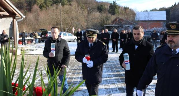 Polaganje vijenaca povodom 27. godišnjice oslobađanja zloglasnog uporišta u Bučju 26.12.2018.