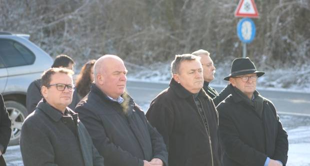 Polaganje vijenaca povodom 27. godišnjice oslobađanja zloglasnog uporišta u Bučju 26.12.2018.