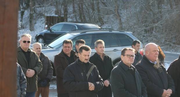 Polaganje vijenaca povodom 27. godišnjice oslobađanja zloglasnog uporišta u Bučju 26.12.2018.