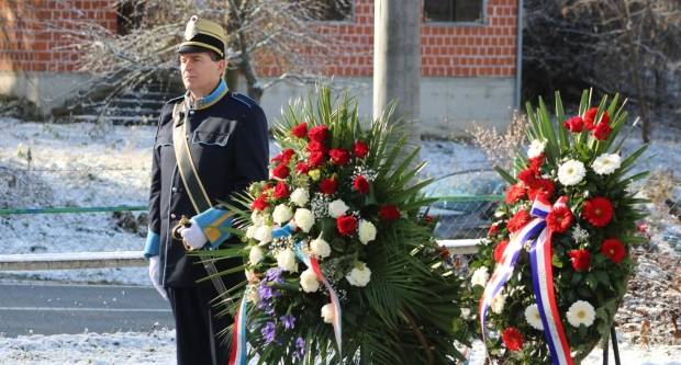 Polaganje vijenaca povodom 27. godišnjice oslobađanja zloglasnog uporišta u Bučju 26.12.2018.