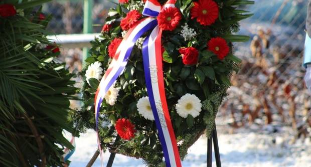 Polaganje vijenaca povodom 27. godišnjice oslobađanja zloglasnog uporišta u Bučju 26.12.2018.