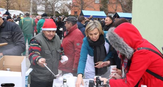 Pleternica dočekala Novu 2019. godinu 