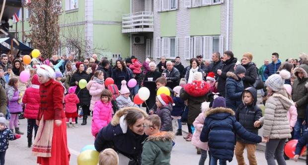 Pleternica dočekala Novu 2019. godinu 