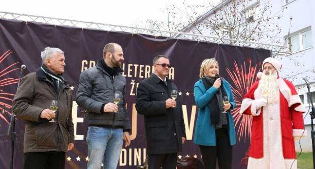 Pleternica dočekala Novu 2019. godinu 