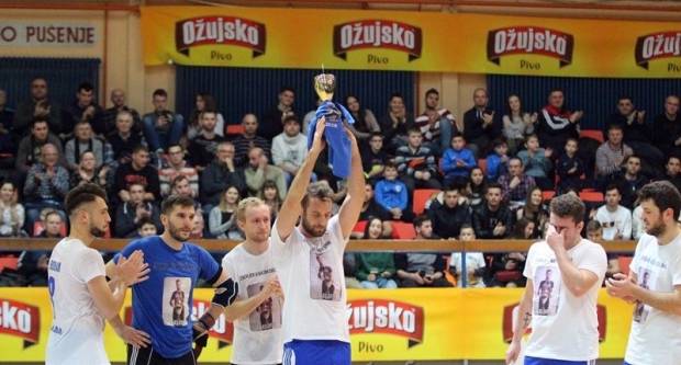 Colosseum pobjednik požeškog turnira, igrači Samsona igrali u spomen B. Bobanu