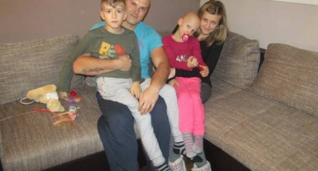Rina Beble uskoro slavi rođendan, a sve što želi jest igrati se s drugom djecom! Rina Beble uskoro slavi rođendan, a sve što želi jest igrati se s drugom djecom!