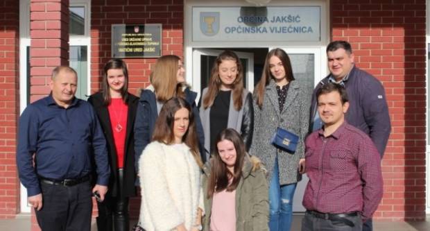 Apsurd jakšićkih stipendija Apsurd jakšićkih stipendija