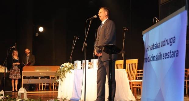 (FOTO) Pakrac: „Da se ne zaborave rane devedesete“ (1.3.2019.)