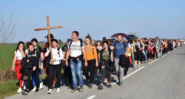 (FOTO) Biskupijski križni put mladih, 30. i 31.3.2019.