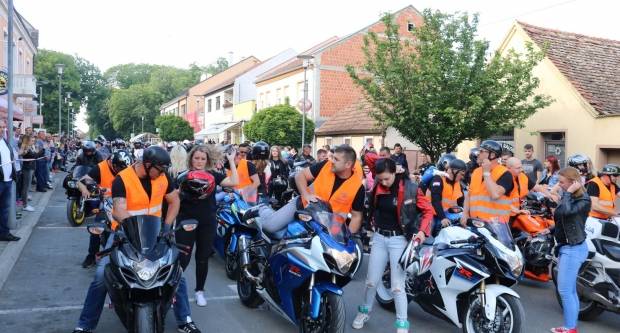 Nezaboravni 10. Moto susreti MK Bulls-a u Pleternici 18.5.2019.