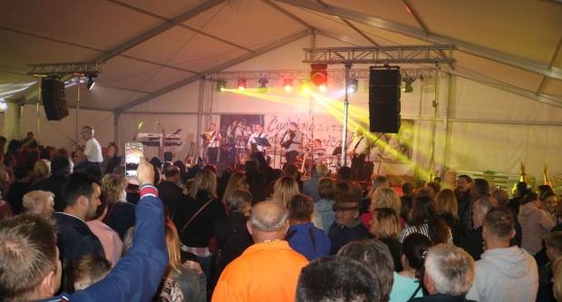 (FOTO) Nezaboravni koncert Mate Bulića u Velikoj, 24.5.2019.